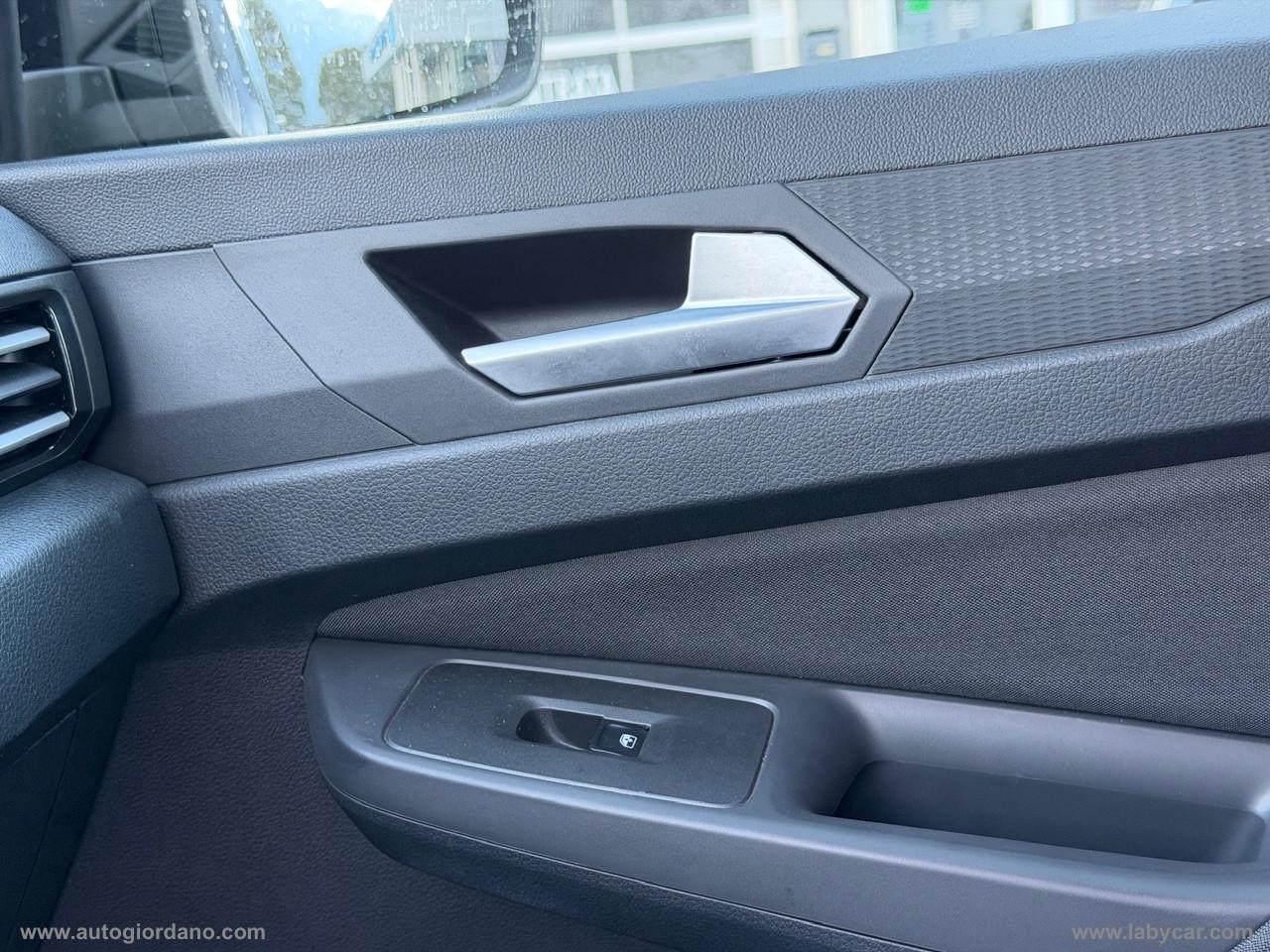 FORD Gr.Tourneo Connect 2.0 122 aut. Tit.