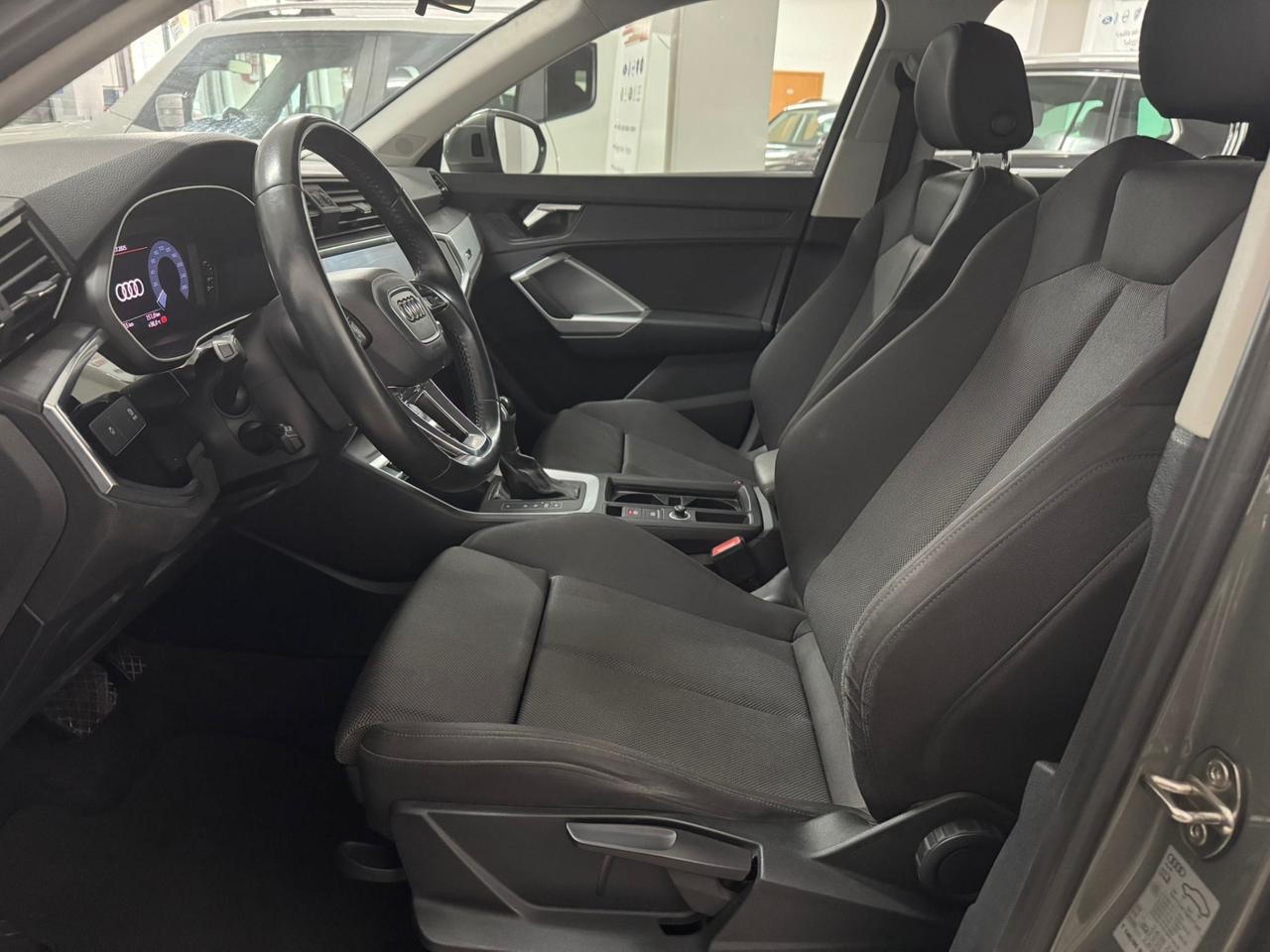 AUDI Q3 2.0 TDI (150) Stronic Business Advance 2019