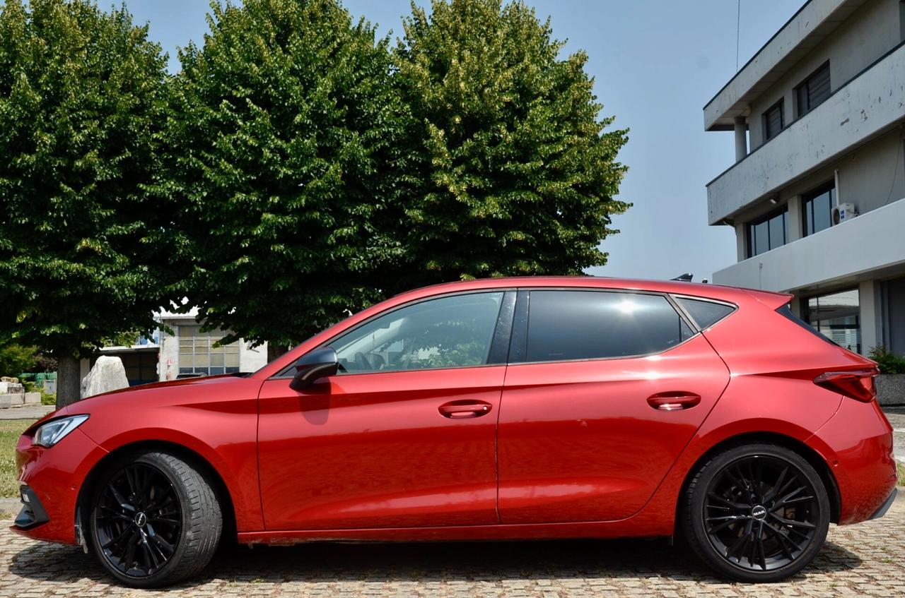 SEAT LEON 1.5 TSI STYLE 130cv, SERVICE UFF SEAT, EURO 6D, NAVI, FARI LED, LED AMBIENTE, PERMUTE