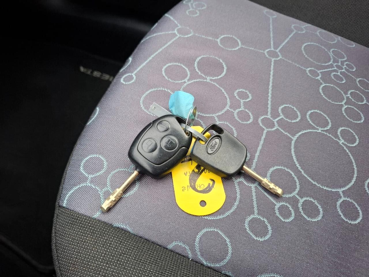 Ford Fiesta 1.4 TDCi 3p. SOLAMENTE 47.000 KM