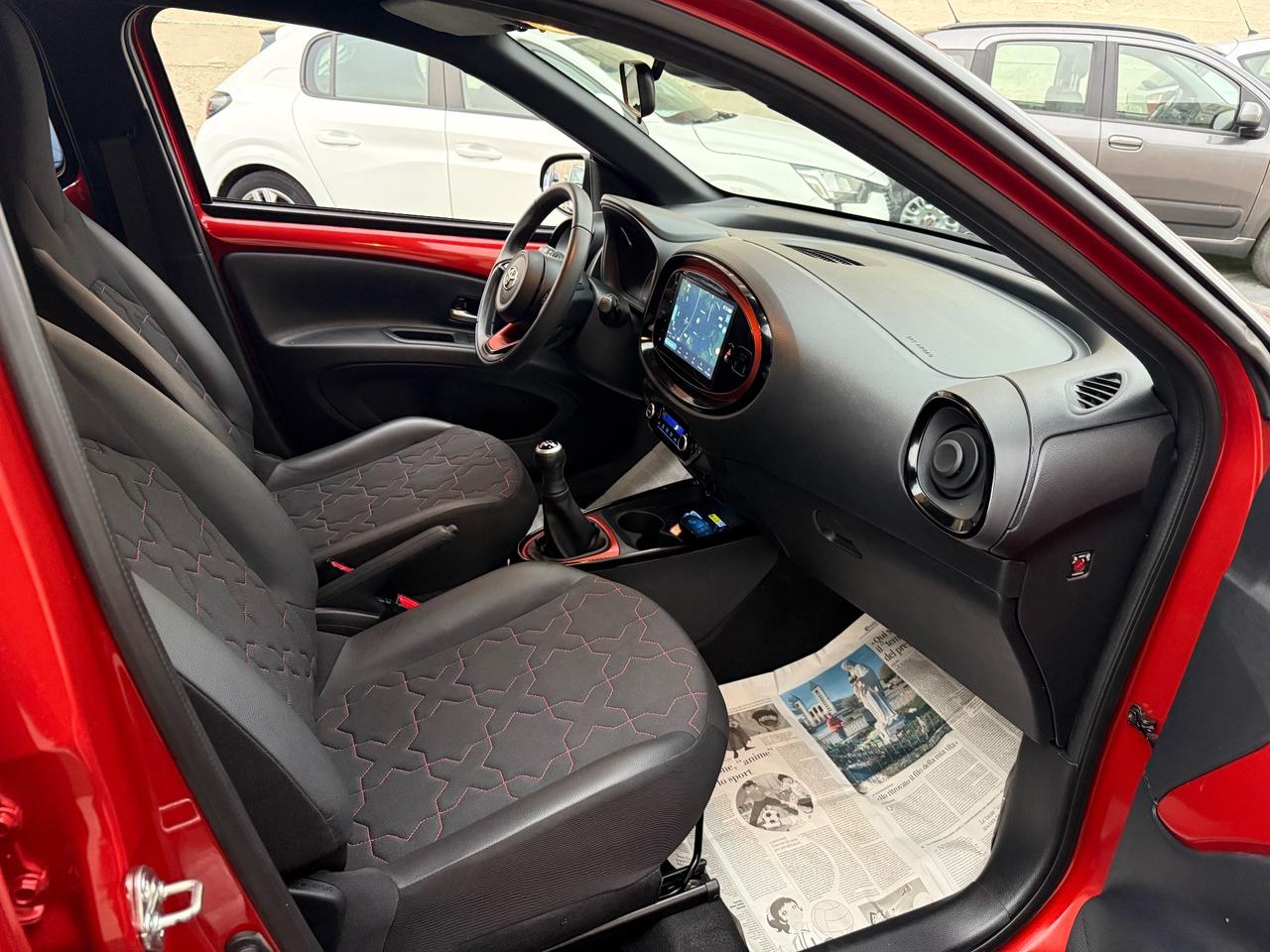 Toyota Aygo X 1.0benzina LOUNGE Km24.000 - 2022