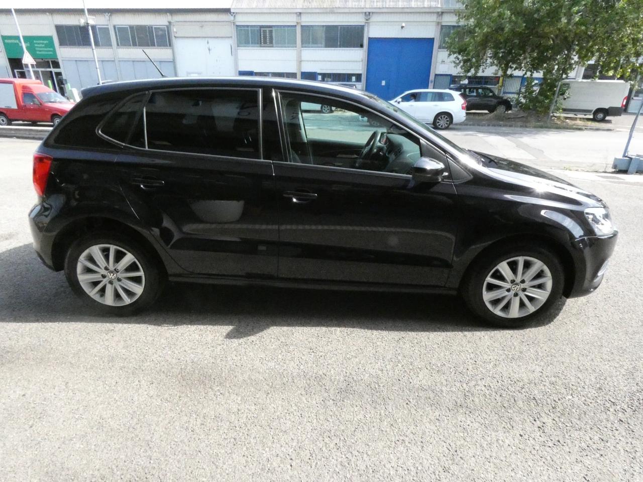 VOLKSWAGEN Polo 5ª serie Polo 1.0 MPI 75 CV 5p...