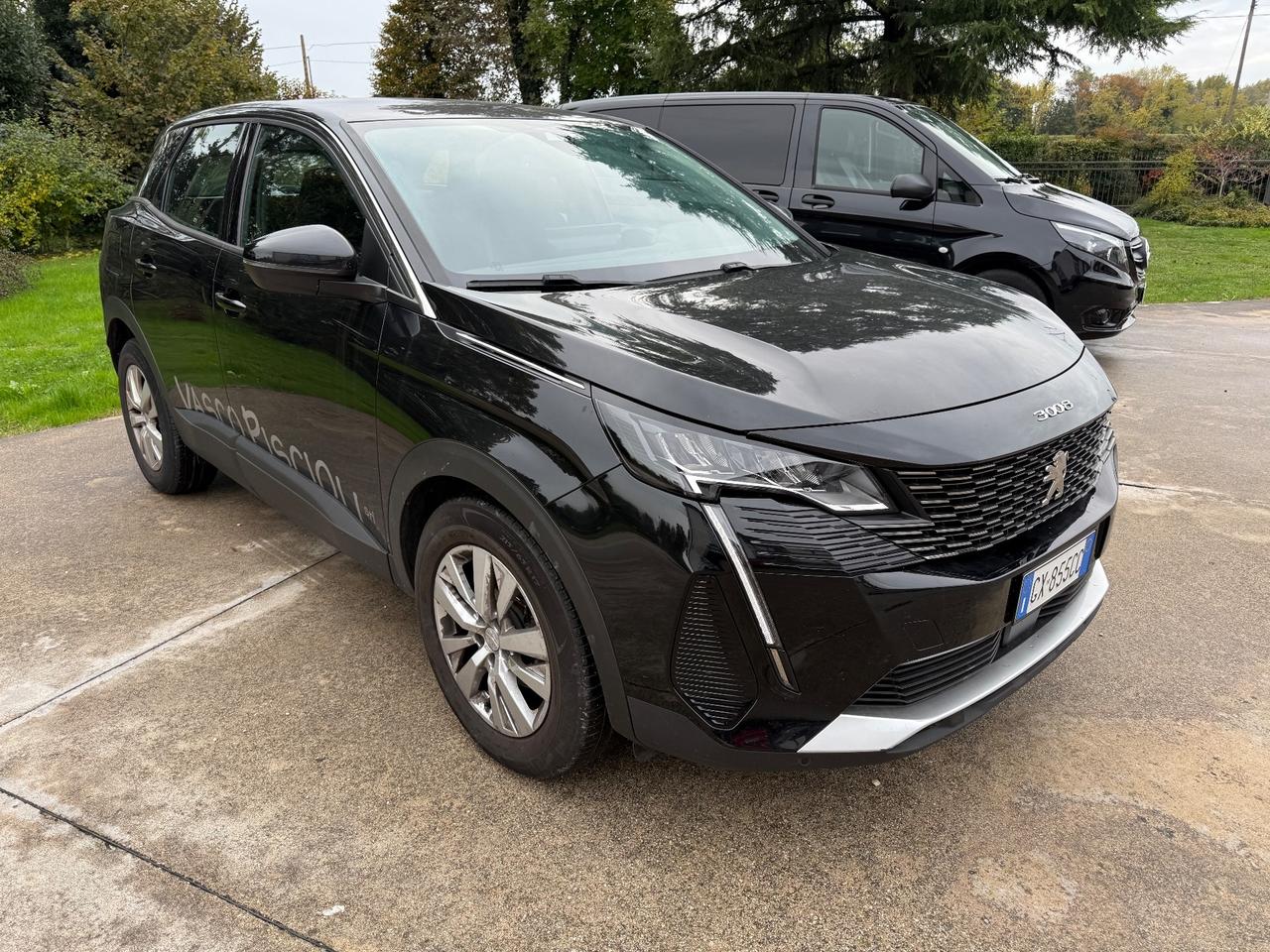 Peugeot 3008 BlueHDi 130 S&S EAT8 Active Pack