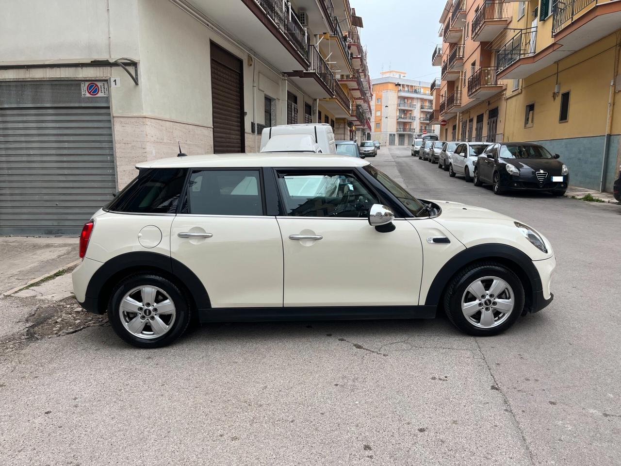 Mini 1.5 One D Business XL 5 porte