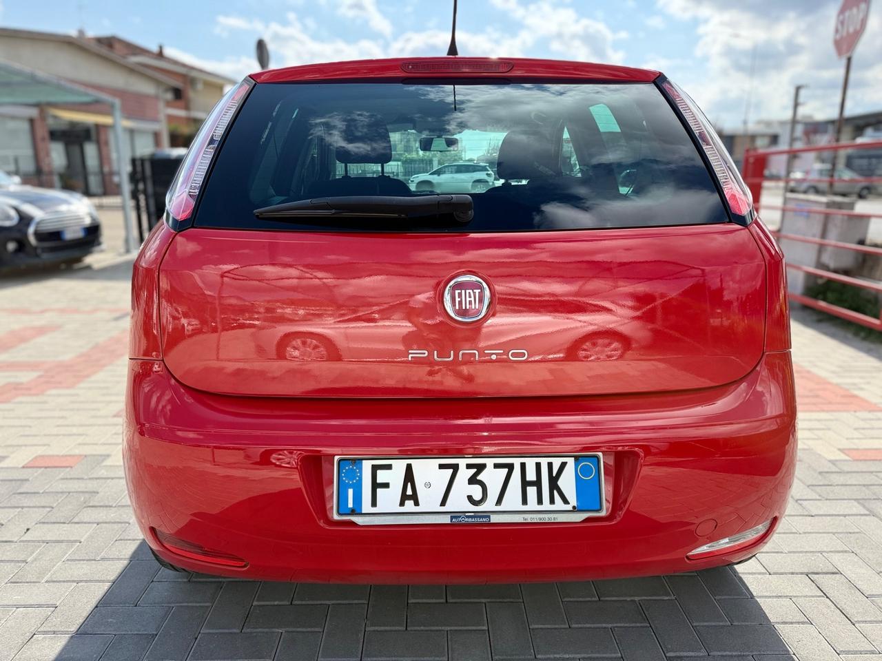 Fiat Punto 1.2 69CV 5P Young EURO 6*UNICO PROP