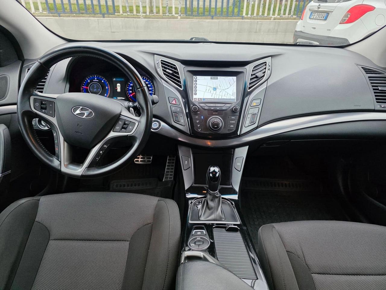 Hyundai i40 Wagon 1.6 CRDi DCT Business