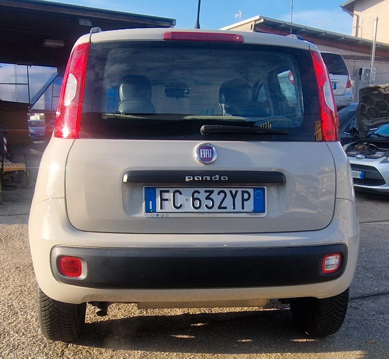 Fiat Panda 0.9 TwinAir Turbo Natural Power Lounge