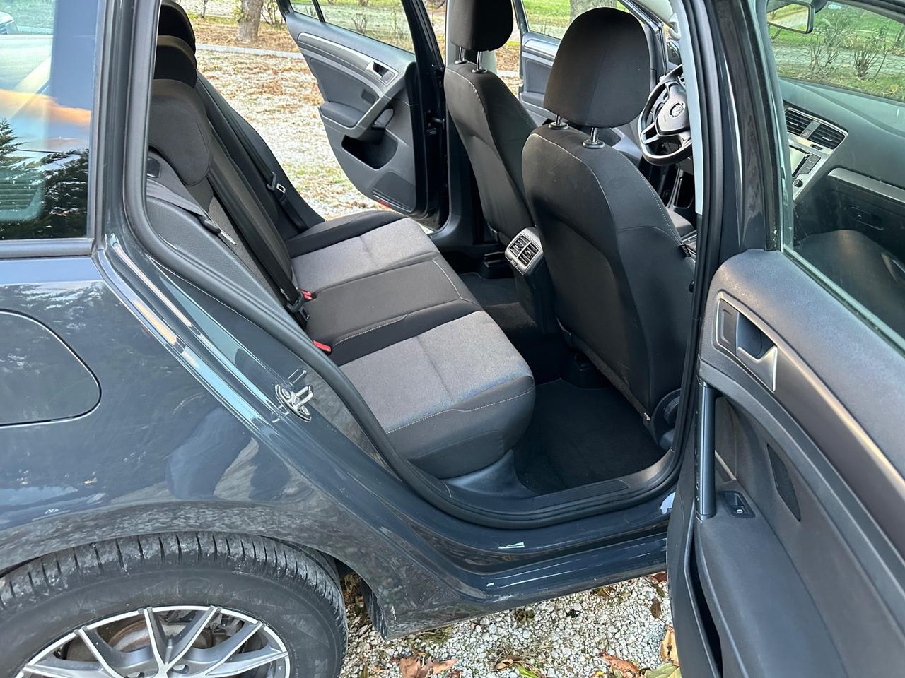 Volkswagen Golf Variant 1.6 TDI 5p. Comfortline IDONEA PER NEOPATENTATI PERMUTABILE