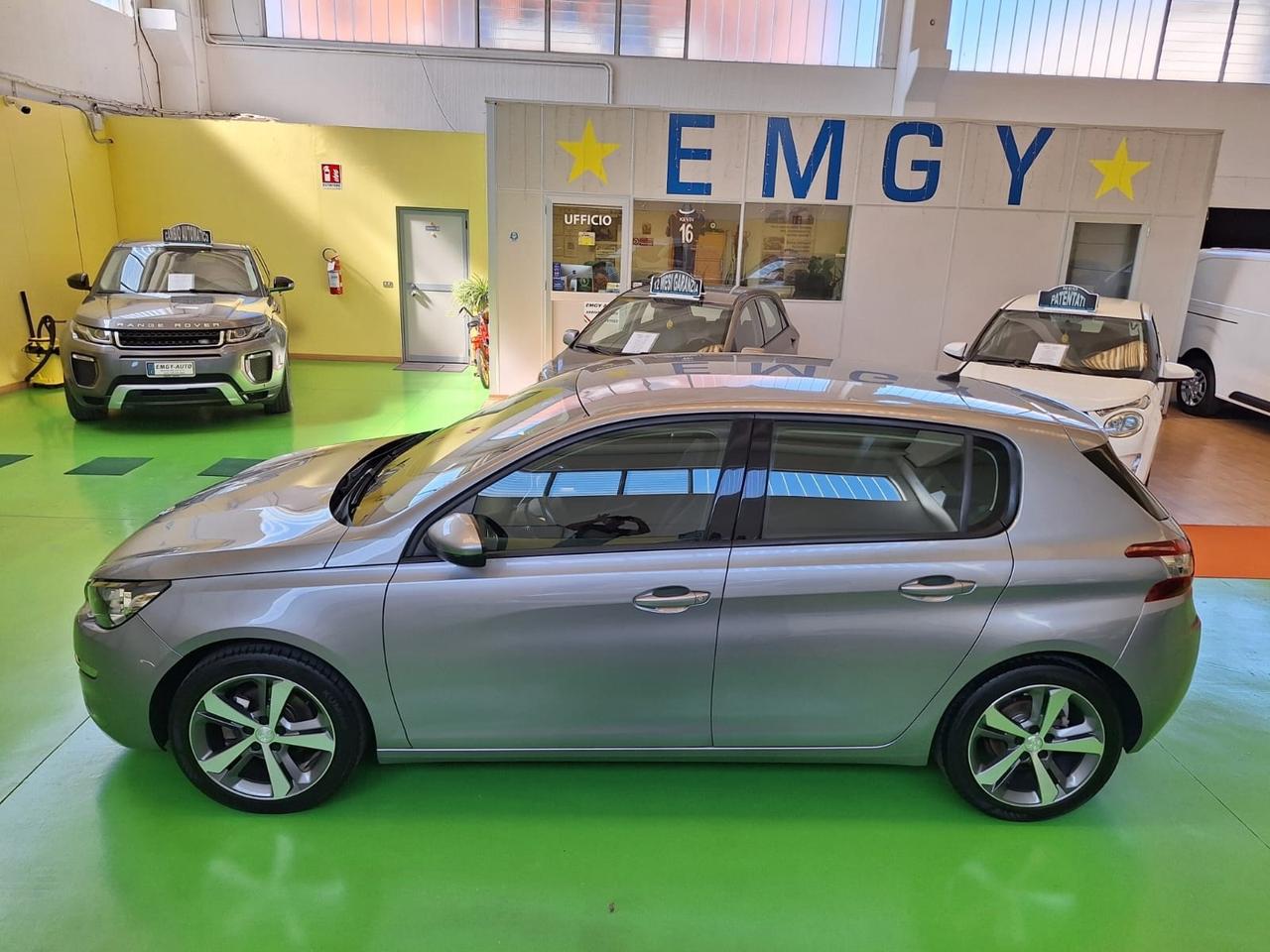 Peugeot 308 PureTech Turbo 136 cv. 1.2 benzina