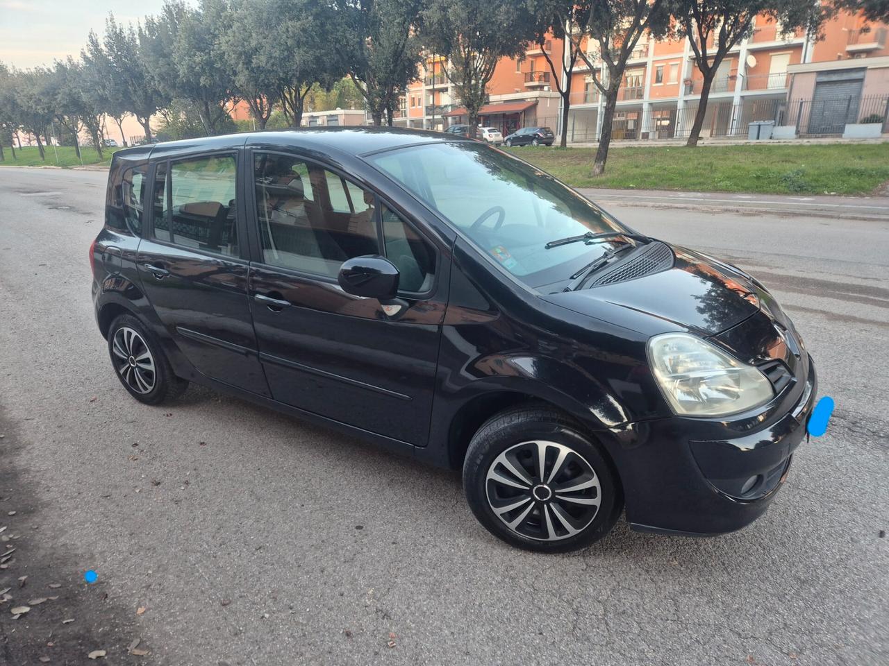 Renault Modus 1.5 dCi 85CV anno 09