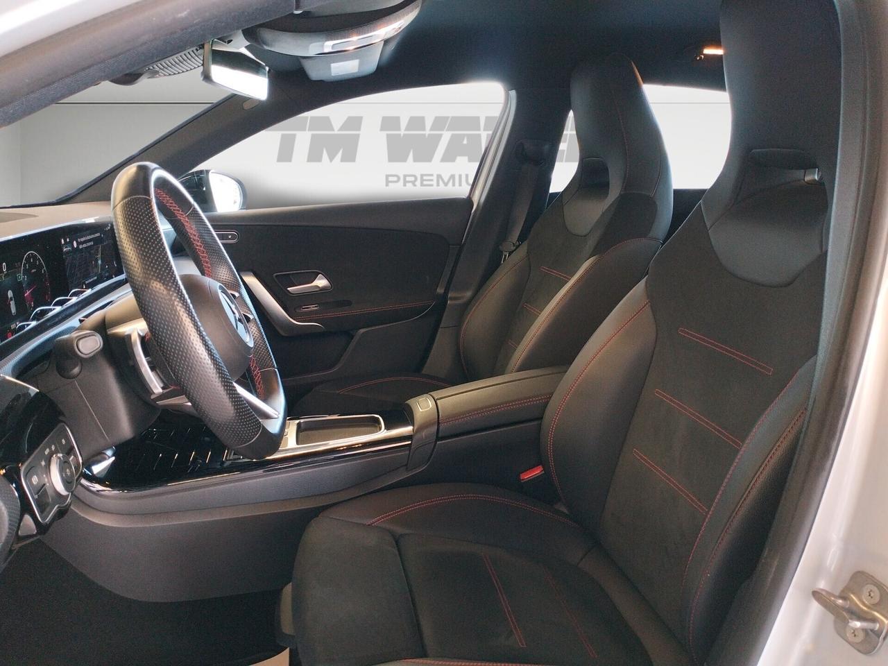 Mercedes-Benz A 180 AMG Line Premium auto