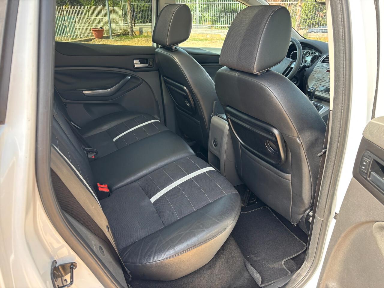 Ford Kuga 2.0 TDCi 136 CV 2WD Titanium - 2009