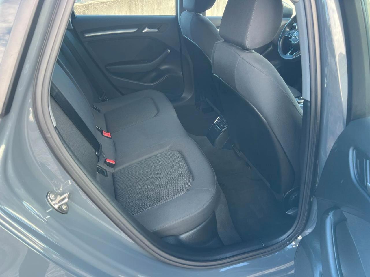 Audi A3 SPB 35 TDI S tronic Business