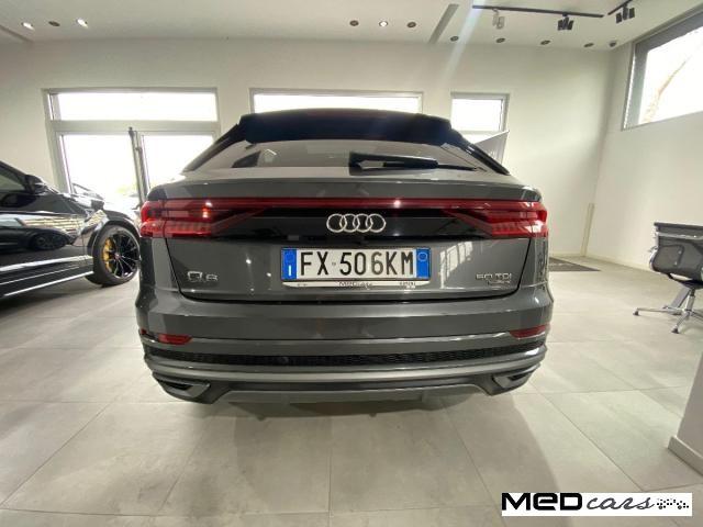 AUDI - Q8 - 50 TDI 286 CV quattro tiptronic Sport