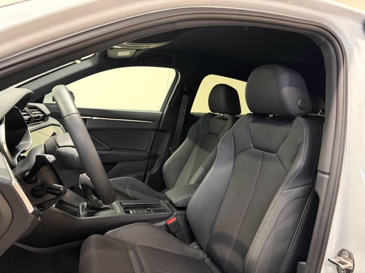 AUDI Q3 SPORTBACK 35 TDI S-TRONIC S-LINE