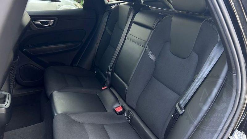 Volvo XC60 D5 AWD Geartronic Business GANCIO T. GUIDA SEMIAUTOM.