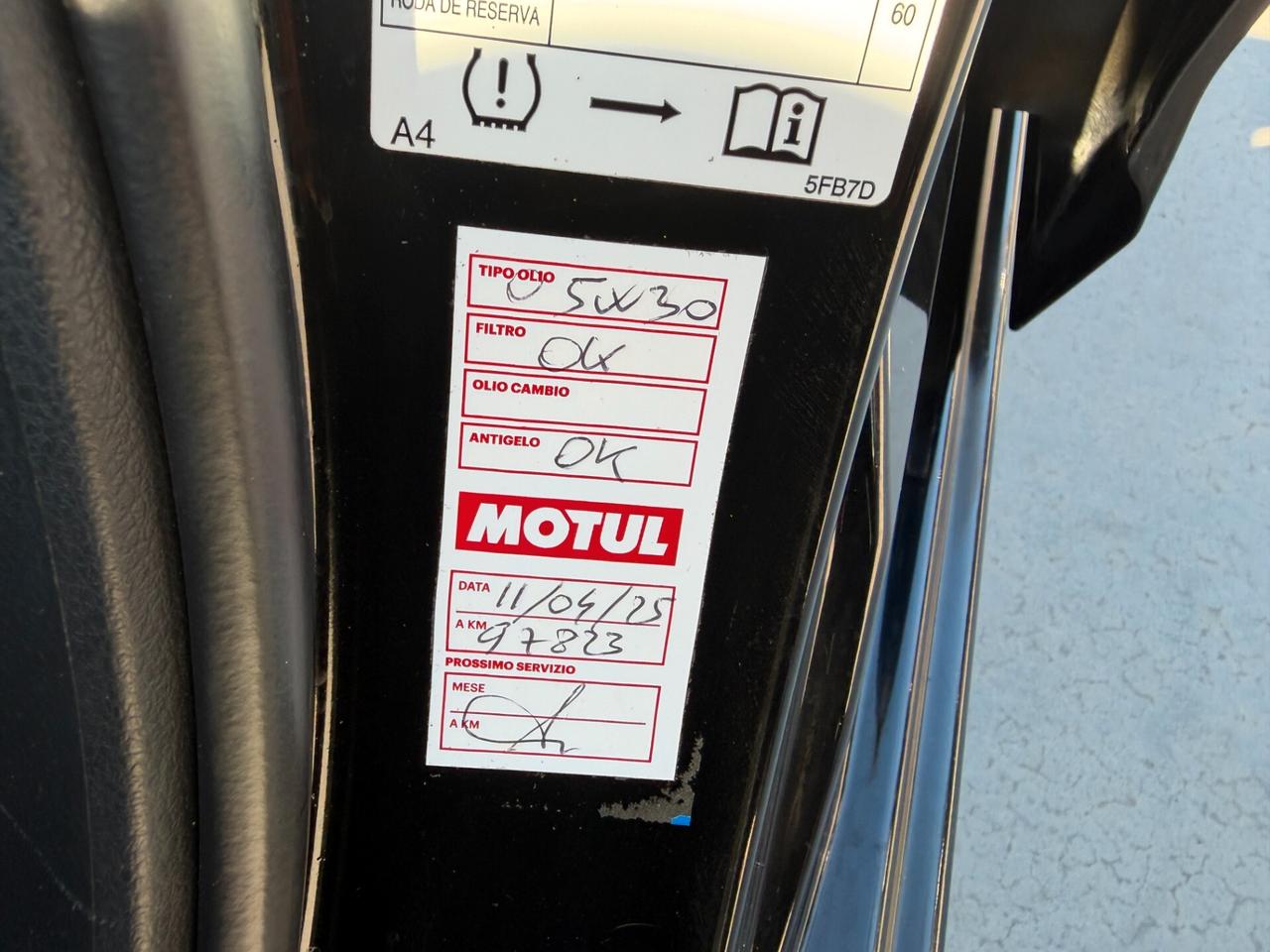 NISSAN MICRA 2018 1.5 DIESEL 90 CV *TAGLIANDATA