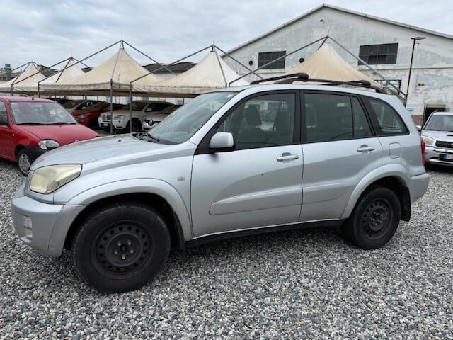 Toyota RAV 4 2.0 PASSO LUNGO GPL - BOMBOLE VALIDE FINO AL 2035