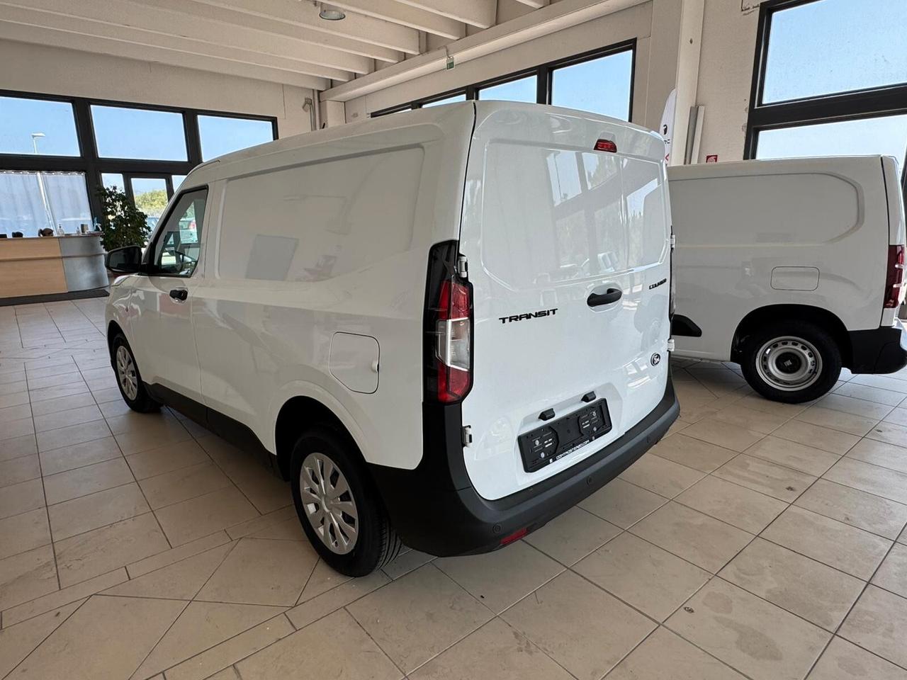 Ford Transit Courier - NUOVO