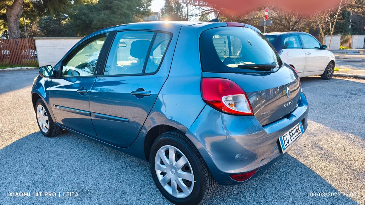 Renault Clio 1.5 dCi 75CV 20th DINAMIQUE 2011