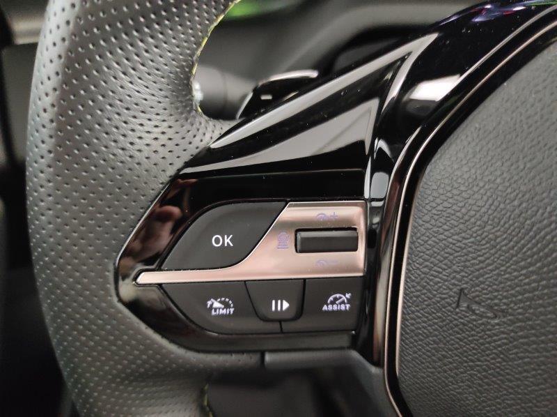 PEUGEOT 408 - 408 Hybrid 136 e-DCS6 GT