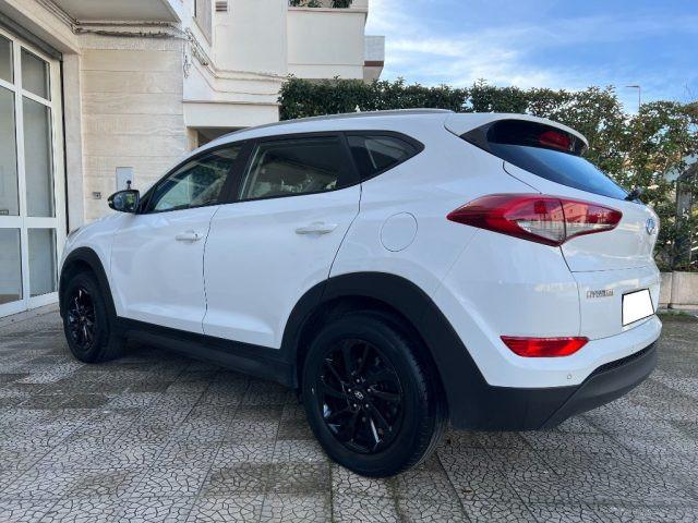 HYUNDAI Tucson 1.7 CRDi Tetto Nero