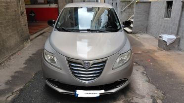 Lancia Ypsilon 0.9 TwinAir 85 CV 5 porte S&S Platinum