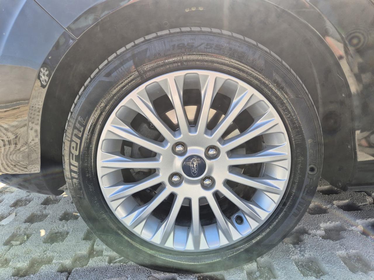 Ford B-Max 1.4 90 CV GPL Titanium