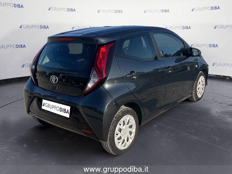 Toyota Aygo II 2018 5p 5p 1.0 x-play 72cv