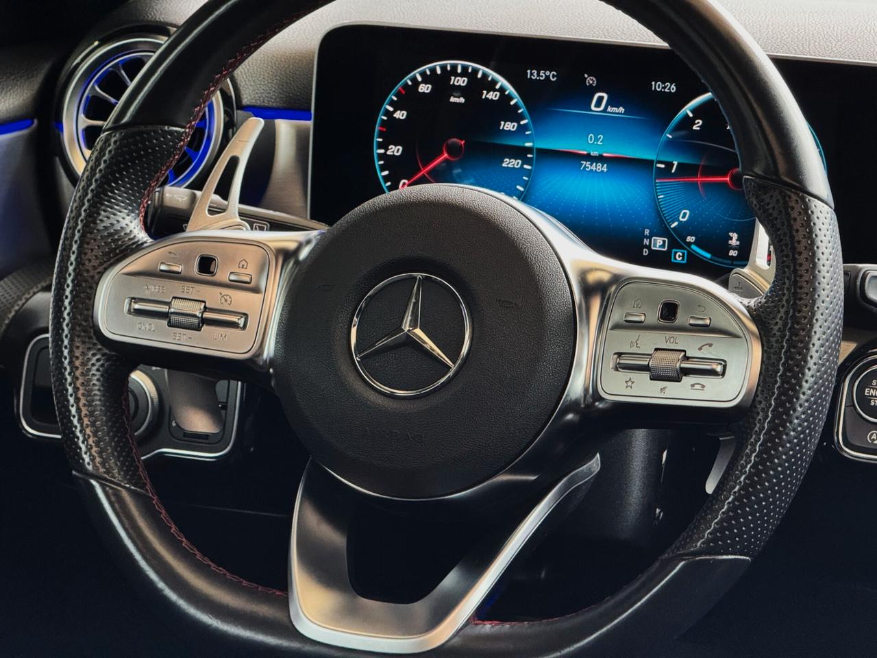 Mercedes-Benz A 200 d Premium AMG TETTO