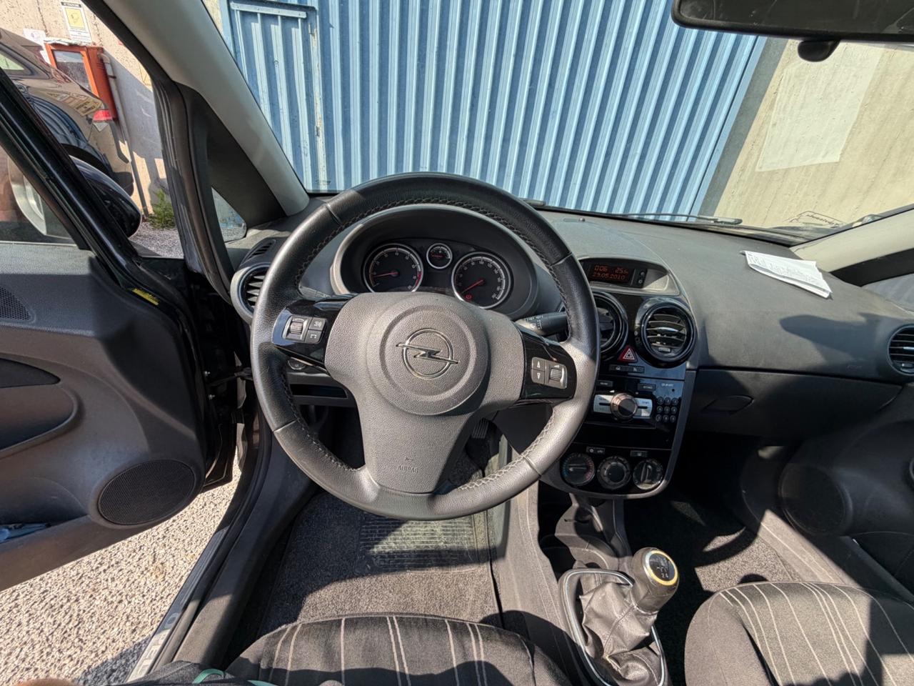 Opel Corsa 1.2 80CV 5 porte GPL-TECH Club