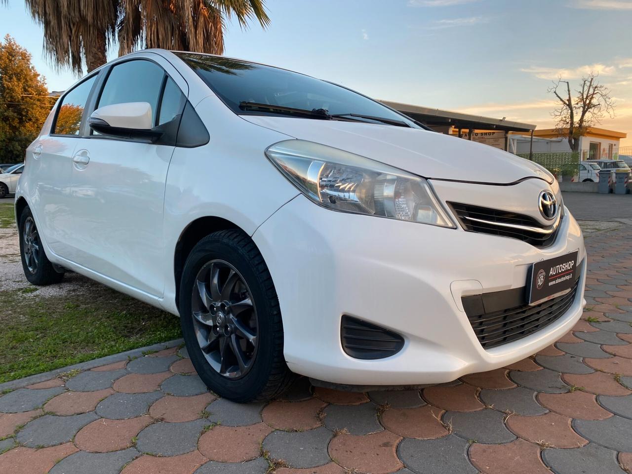 TOYOTA - Yaris - 1.0 5 porte Active GPL - NEOPATENTATI - FINANZIABILE