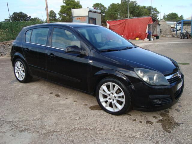 Opel Astra 1.7 CDTI 101CV 5 porte Cosmo