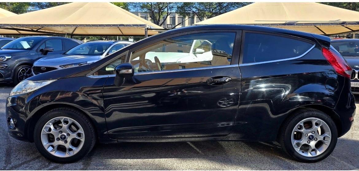 Ford Fiesta 1.2 82CV 3 porte Titanium