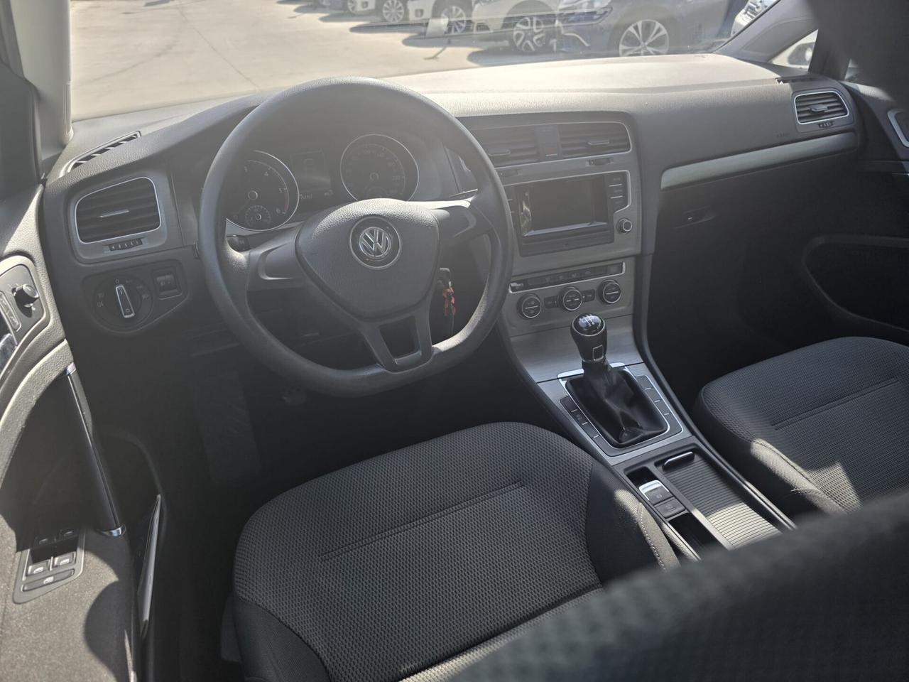 Volkswagen Golf 1.6 TDI 5p. Trendline BlueMotion Technology