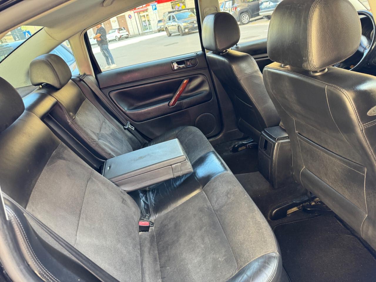 Volkswagen Passat 1.9 TDI/130 CV cat Highline