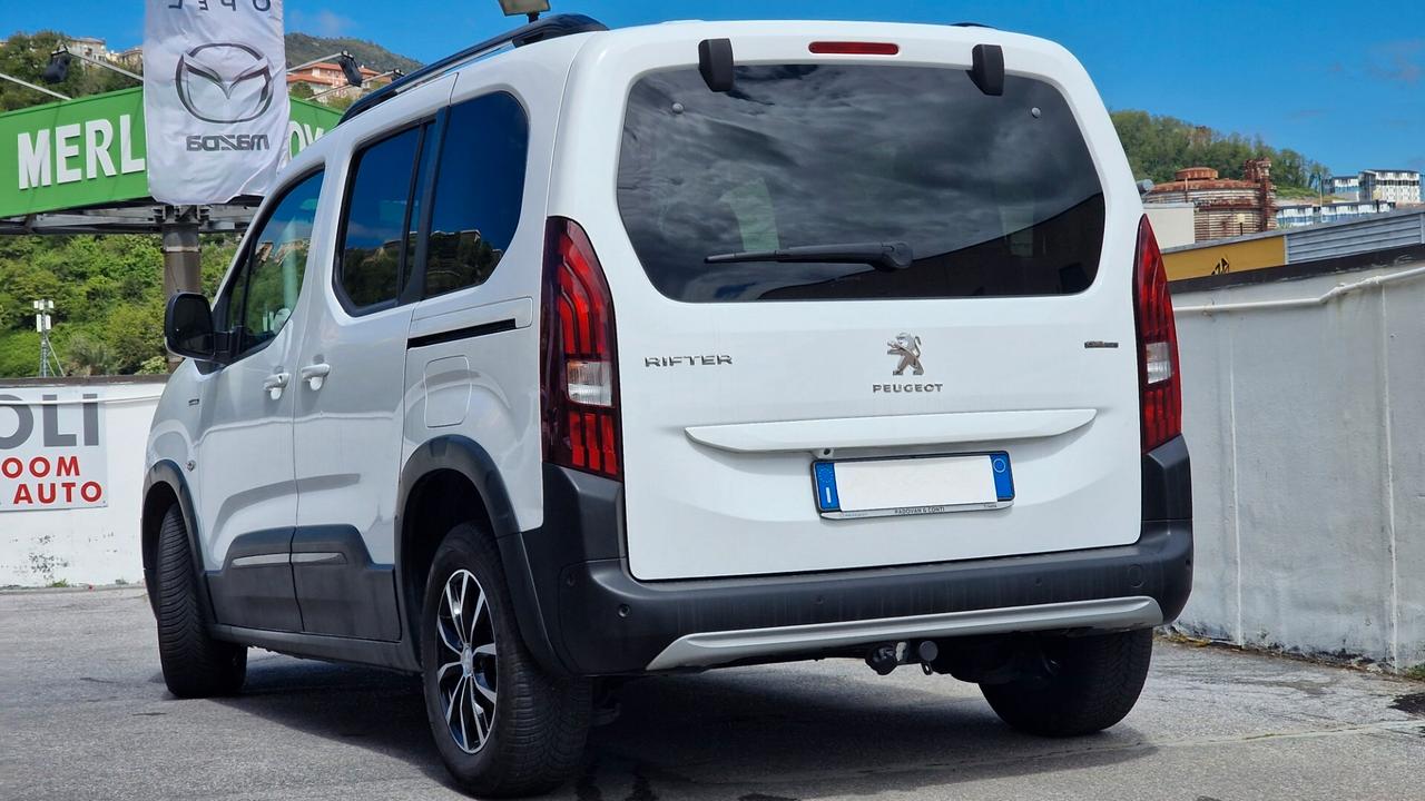 Peugeot Rifter BlueHDi 130 S&S EAT8 GT Line Standard