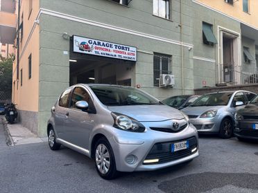 Toyota Aygo 1.0 12V VVT-i 5 porte Active Connect