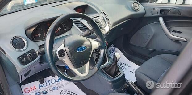 Golf 7 più Ford Fiesta per commercianti