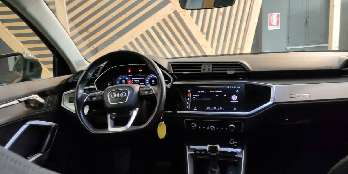 Audi Q3 35 2.0 tdi Business Advanced s-tronic