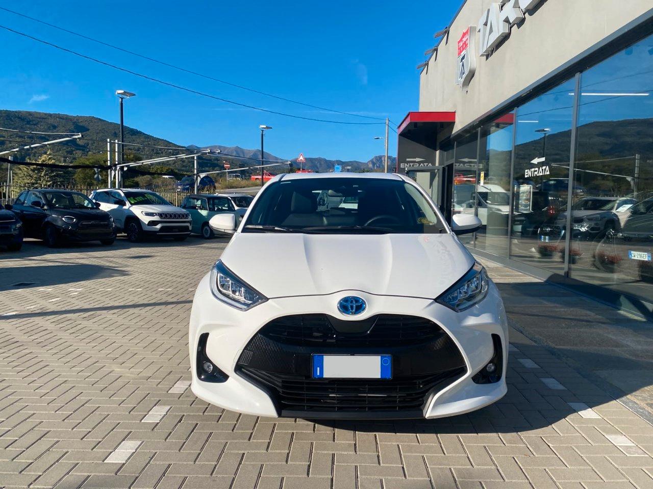 Toyota Yaris 1.5h Lounge