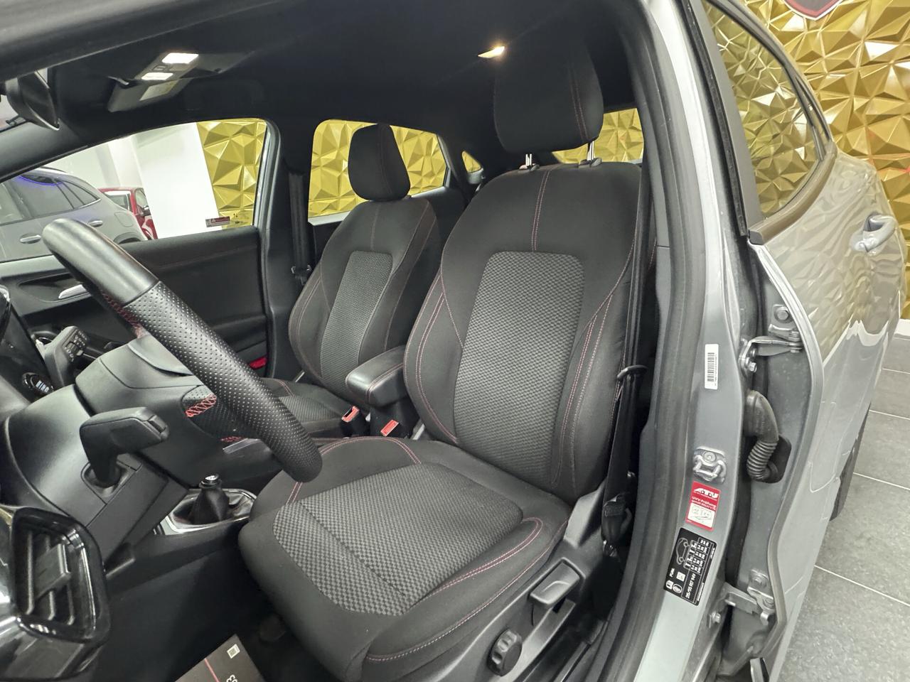 Ford Puma 1.0 EcoBoost Hybrid 125 CV S&S ST-Line