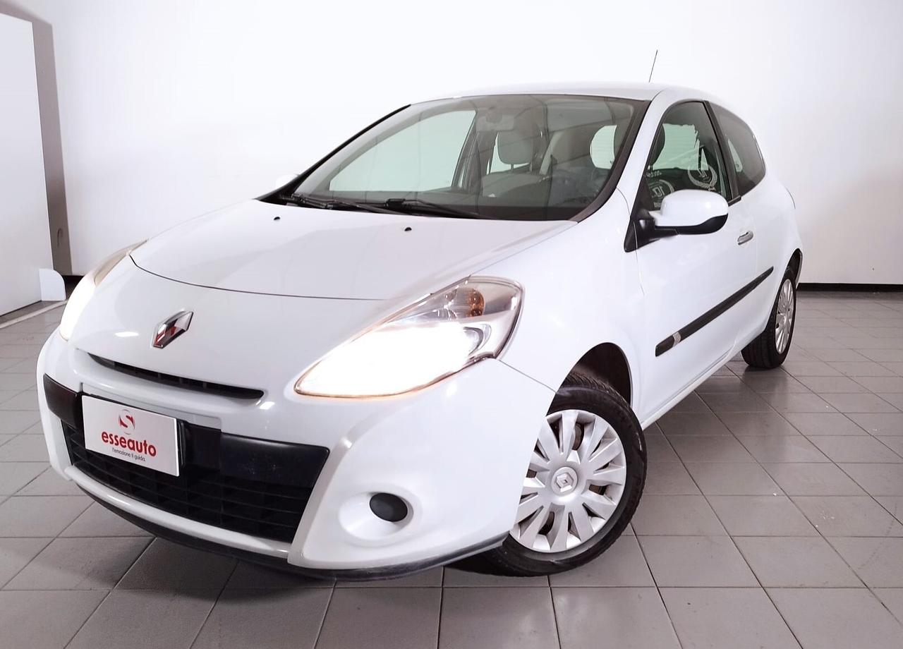 Renault Clio 1.2 16V 3 porte Dynamique OK NEOPATENTATI