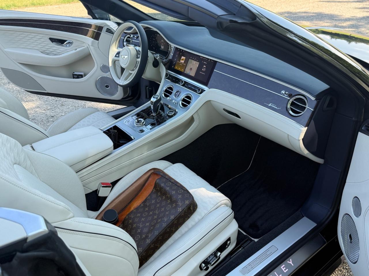 Bentley Continental GTC V8 - SUBENTRO LEASING LEGGERE BENE