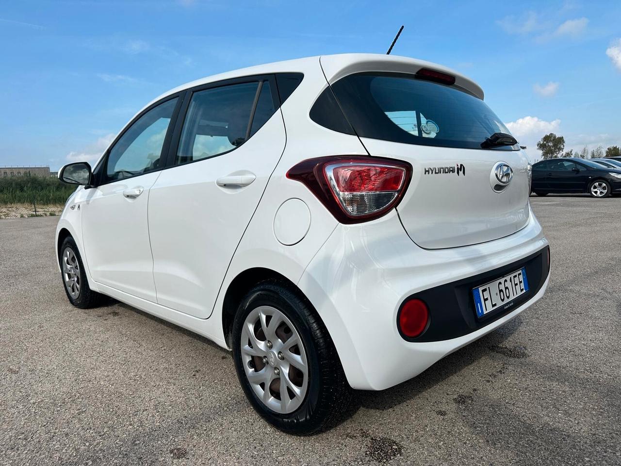 Hyundai i10 Benzina Automatica