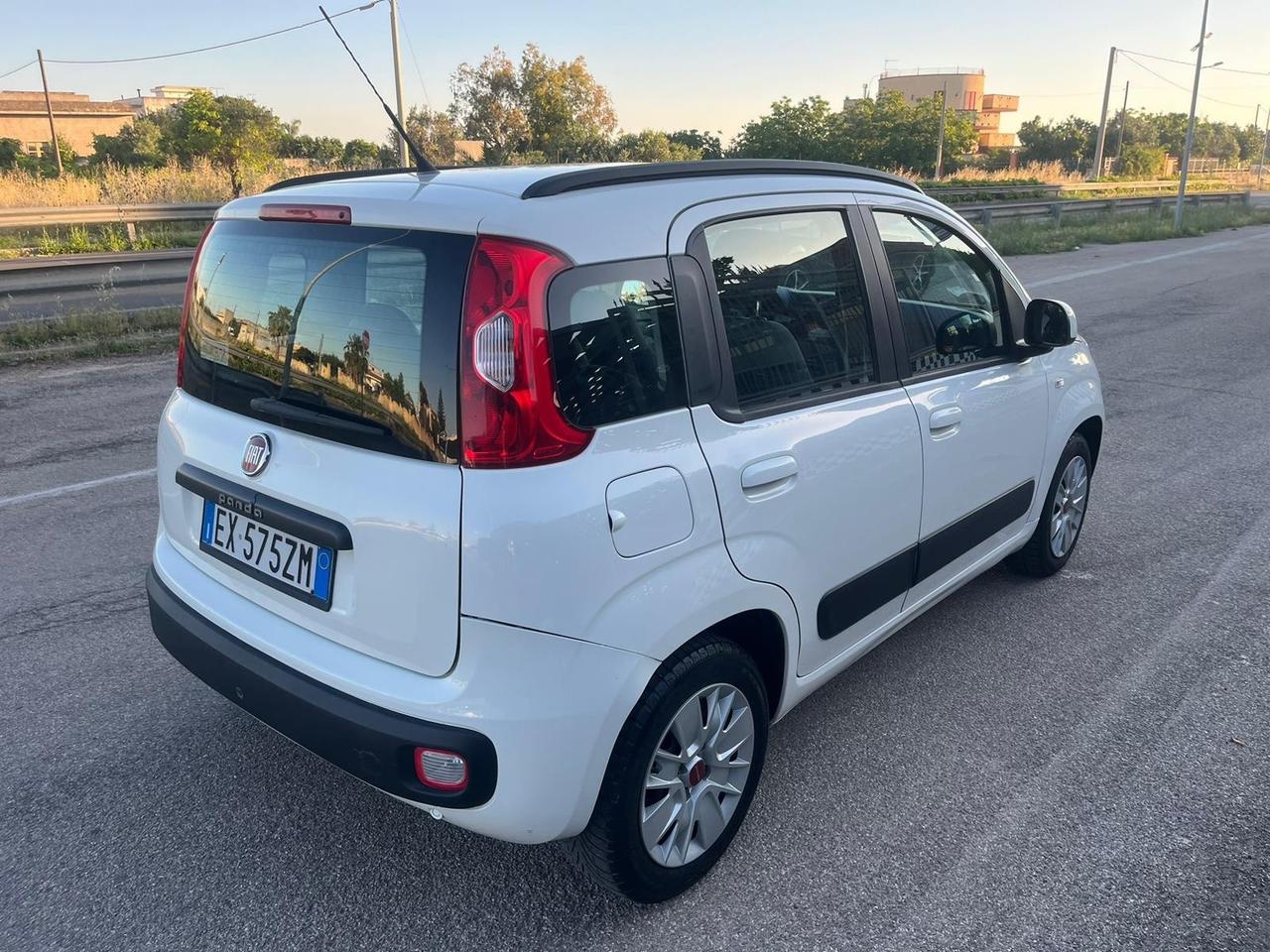 Fiat Panda 1.2 Lounge Unipro 2015
