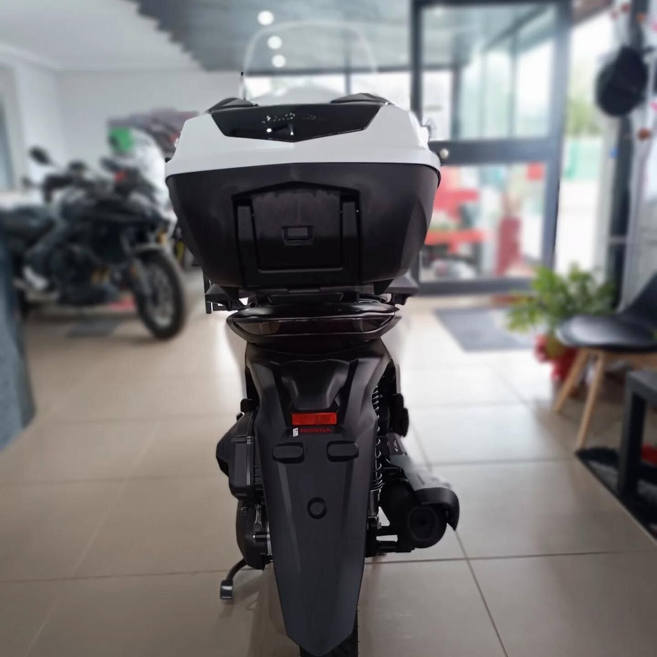 Honda SH 125 Sport NUOVI PRONTA CONSEGNA
