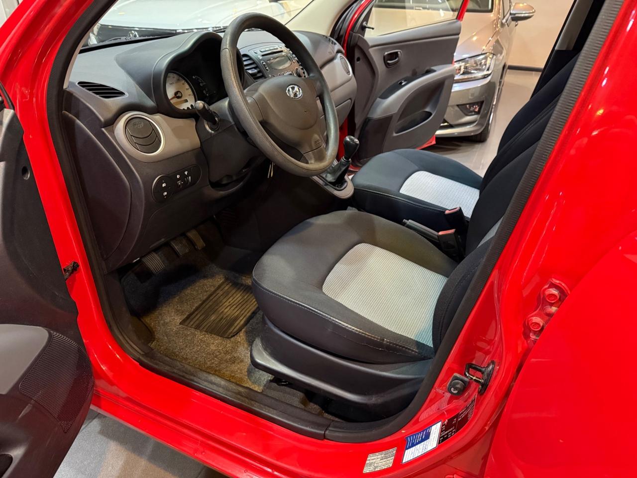 Hyundai i10 1.1 49.000 KM IMPECCABILE !