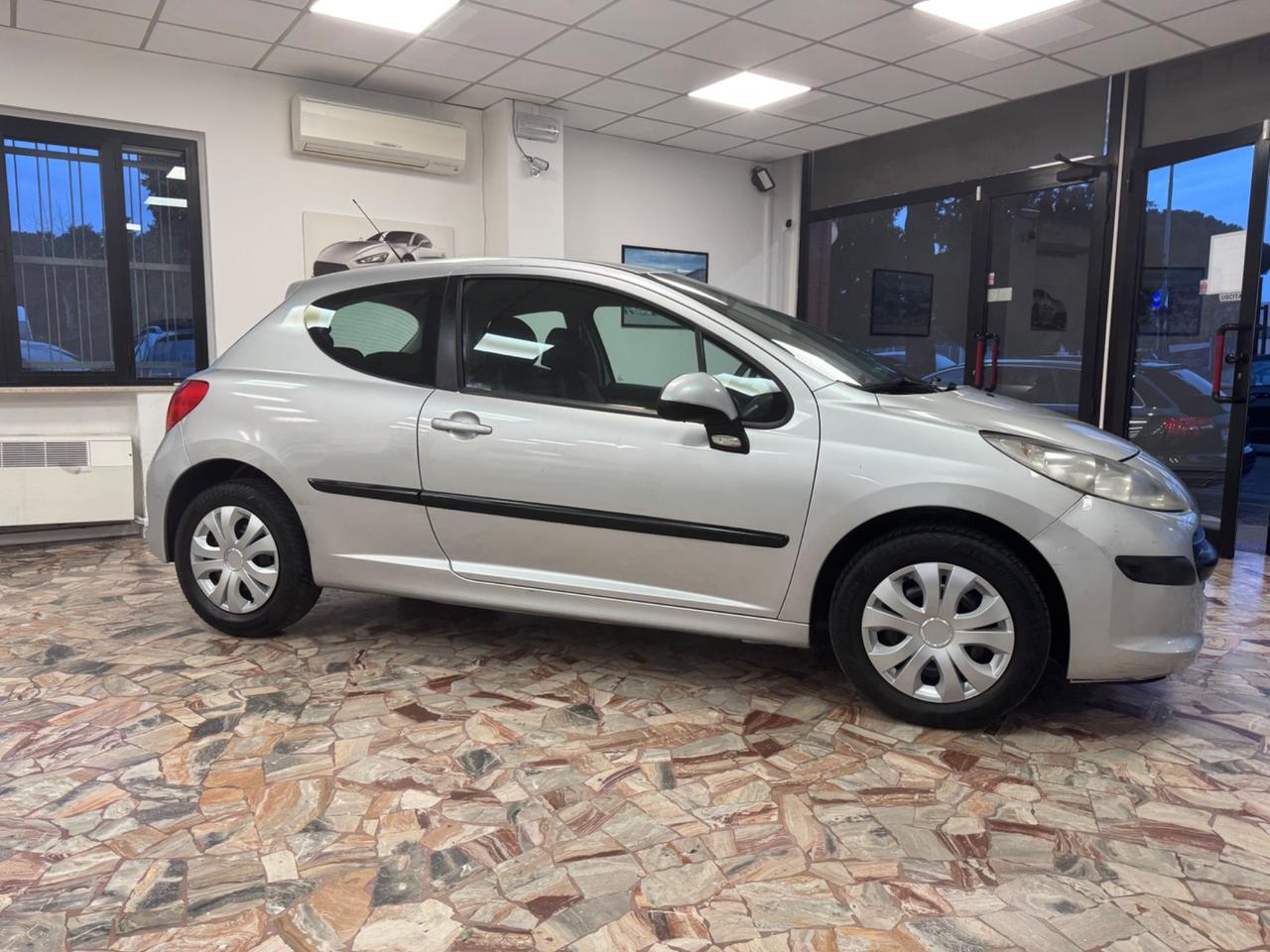 Peugeot 207 1.4 HDi 70CV 3p. X Line