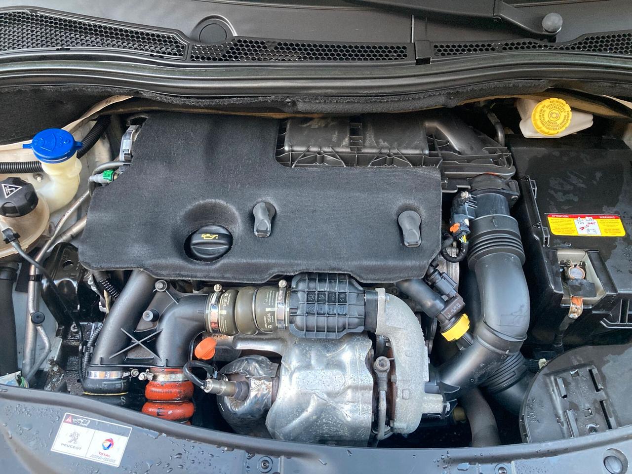 Peugeot 2008 1.6 e-HDi - 90000km! - 2014